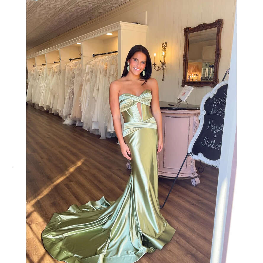 Green Light Mermaid Prom Dress Sweetheart Keyhole Evening Elegant Bone Bodice Pleats Ruffles Backless Formal Dresses For Special Ocns