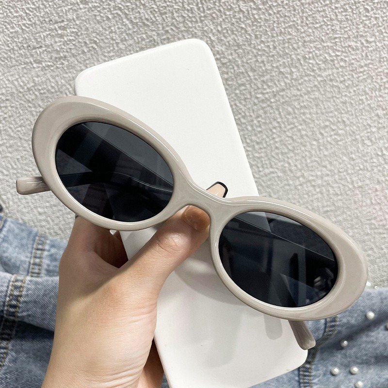 New Minimalist Cat Eye Oval Sunglasses for Both Men and Women Internet Celebrities Same Style Sunglasses for Street Photography Can Be Paired with OZ2