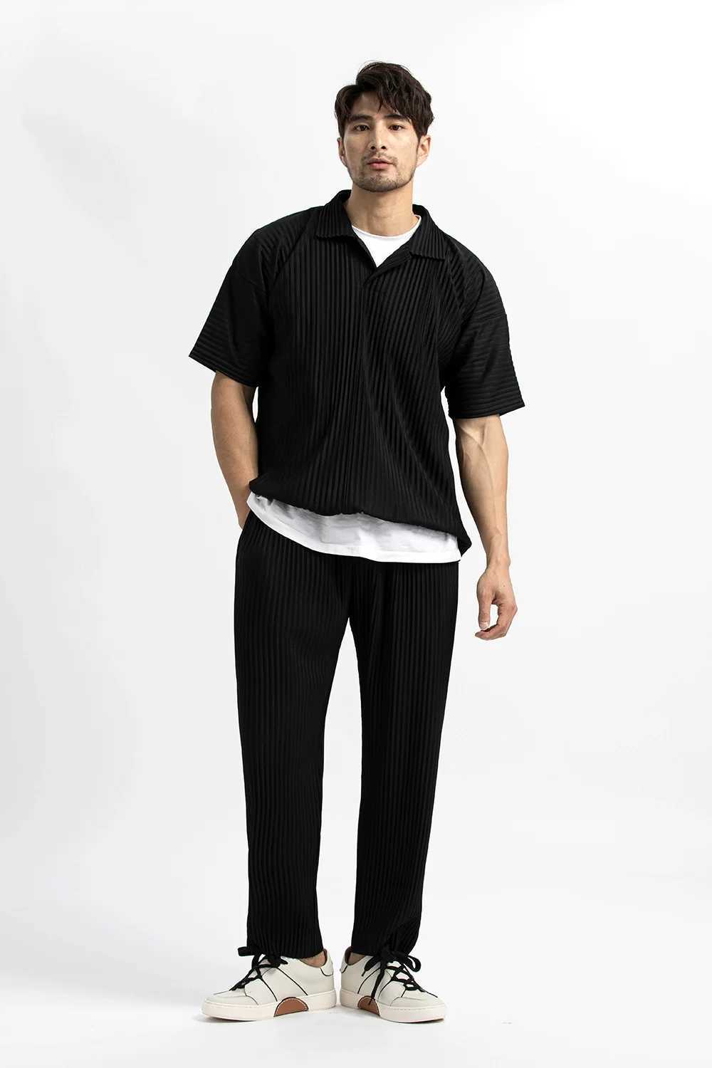 Miyake Lapel Top Polo T Shirt For Men Pleated Short Sleeve Polo Shirt Summer Clothes For Men Loose Fashion StreetwearXJ241211