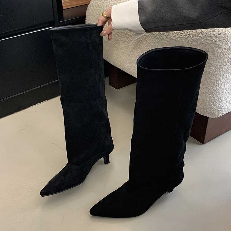 Eilyken 2025 Winter Street Style Pointed Toe Knee-High Boots Women Low Heels Shoes Female Long Booties Zapatos De Mujer Z241028