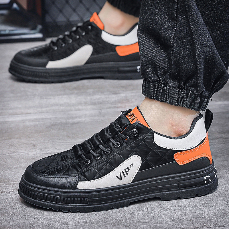 2024 Autumn/Winter New Men's Low Top Skateboarding Shoes Thick Bottom Workwear Leather Surface Sports and Leisure Shoes Versatile Men's Shoe