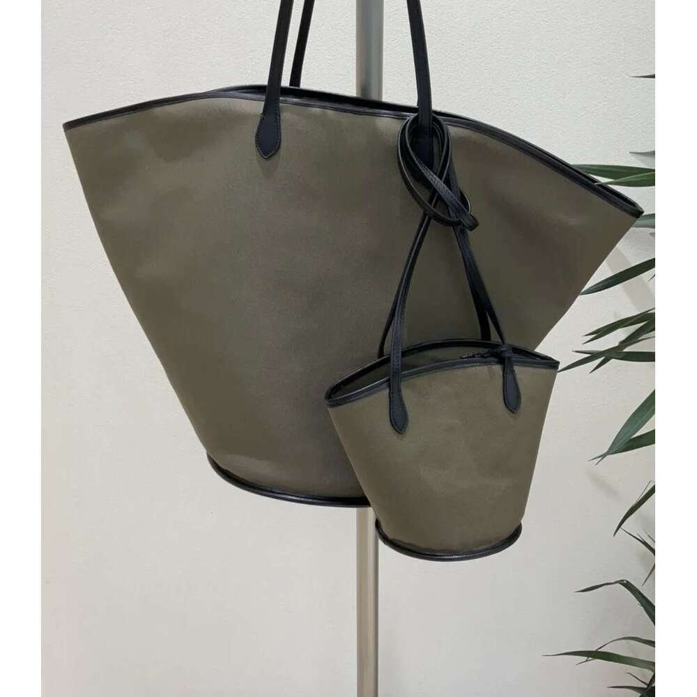 Artistic Style High-Quality Military Green Canvas Patchwork Cowhide Casual Women's Fan-Shaped Tote Single Shoulder Bag