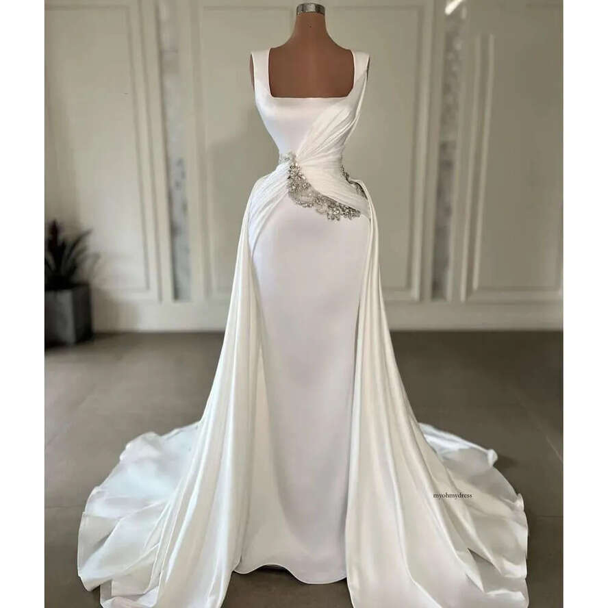 Mermaid Elegant Prom Dresses Sleeveless Bateau Straps Satin Appliques Sequins Bead Or Length Dias Lace Up Folds Train Evening Dress Plus Size Custom