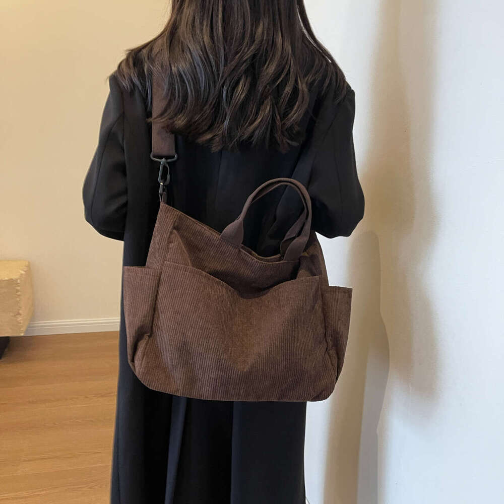 Color Simple Multi-pocket Corduroy Tote Bag, Large-capacity Casual Backpack, Suitable for Outdoor Travel Commuting Work.