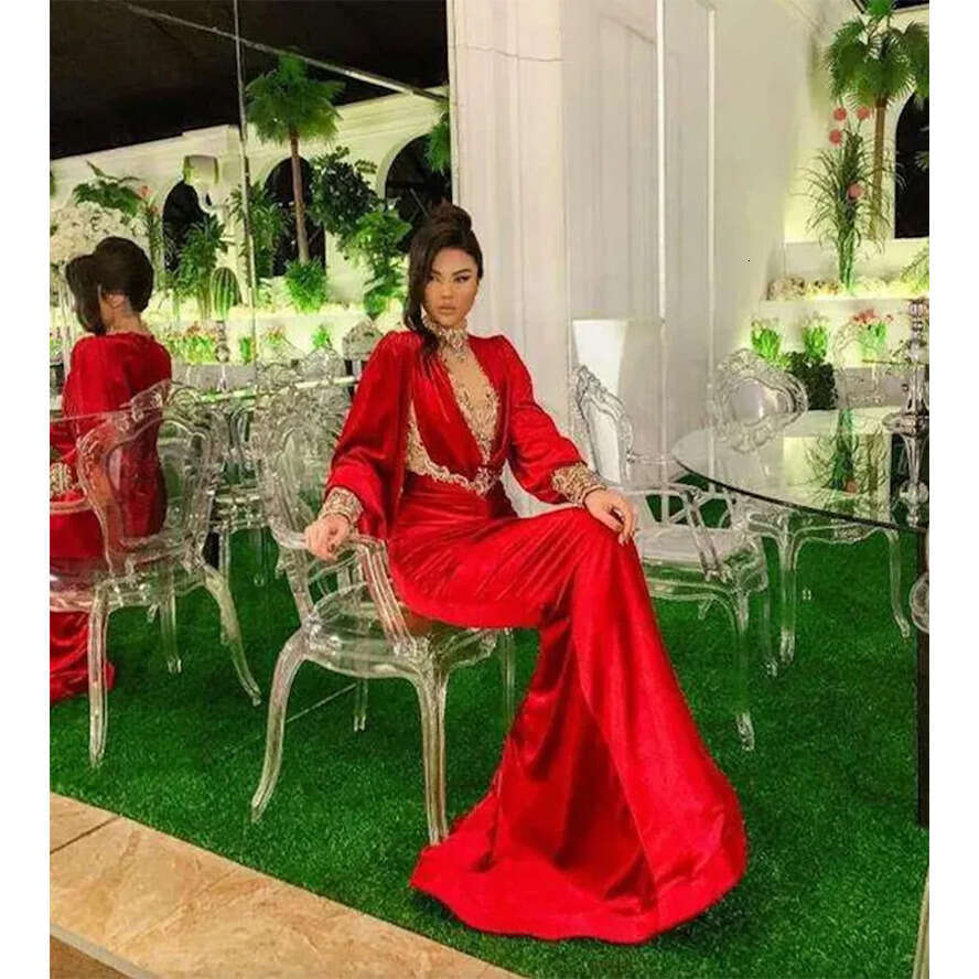 High Modern Neck Mermaid Evening Emerald Green Long Puffy Sleeves Trumpet Arabic Prrom Dresses Gold Appliques Beads Illusion Sexy Formal Party Gowns