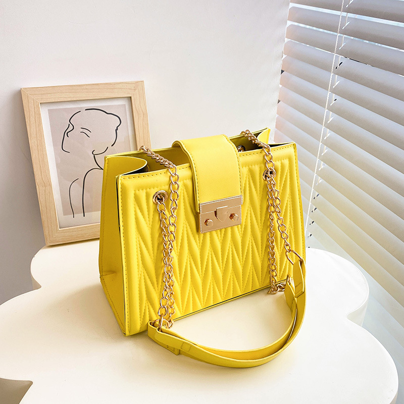 Chic Pleated Crossbody Bags 2025 Collection | Candy-colored Fashion New Free Delivery Designer Bag
