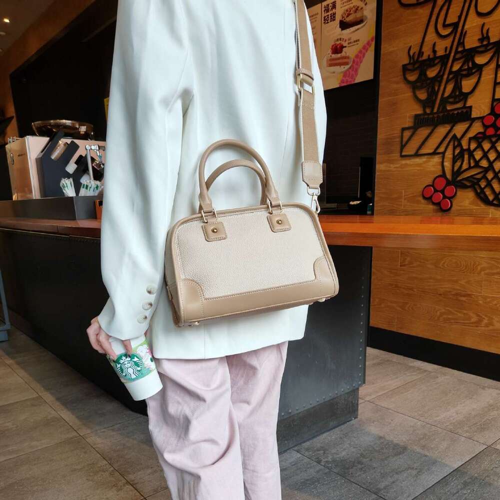 Euro Style Hit-Color Large Capacity Boston Tote For Commuter Natural Cowhide Leather Women Handbag Wide Strap Lady Shoulder Bag