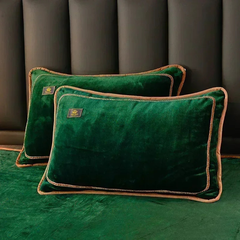 milk velvet ultra thick warm bedding suitable for winter warmth skin friendly down duvet covers and extra large anti-static down duvet covers 241028