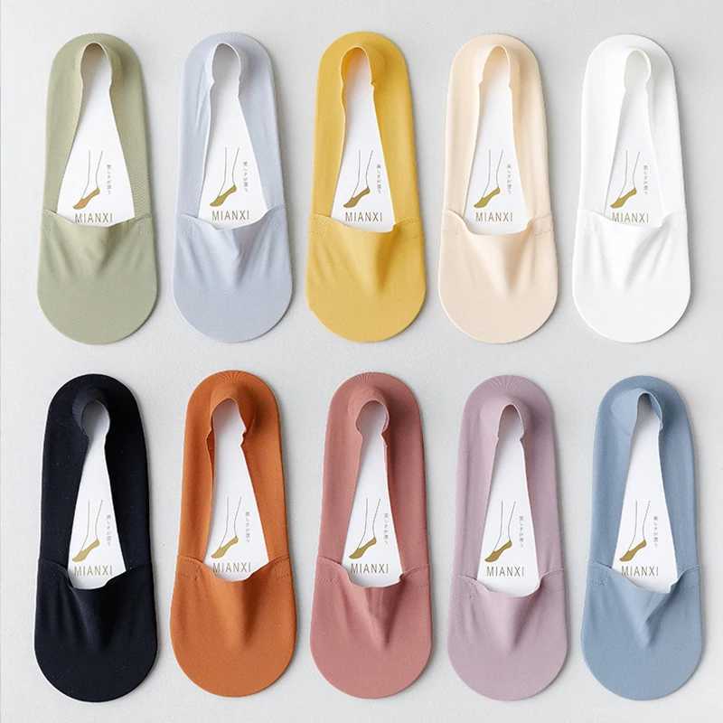 5 pairs of breathable invisible silent solid color boat socks for women comfortable high volume no display ultra-thin socks W241028