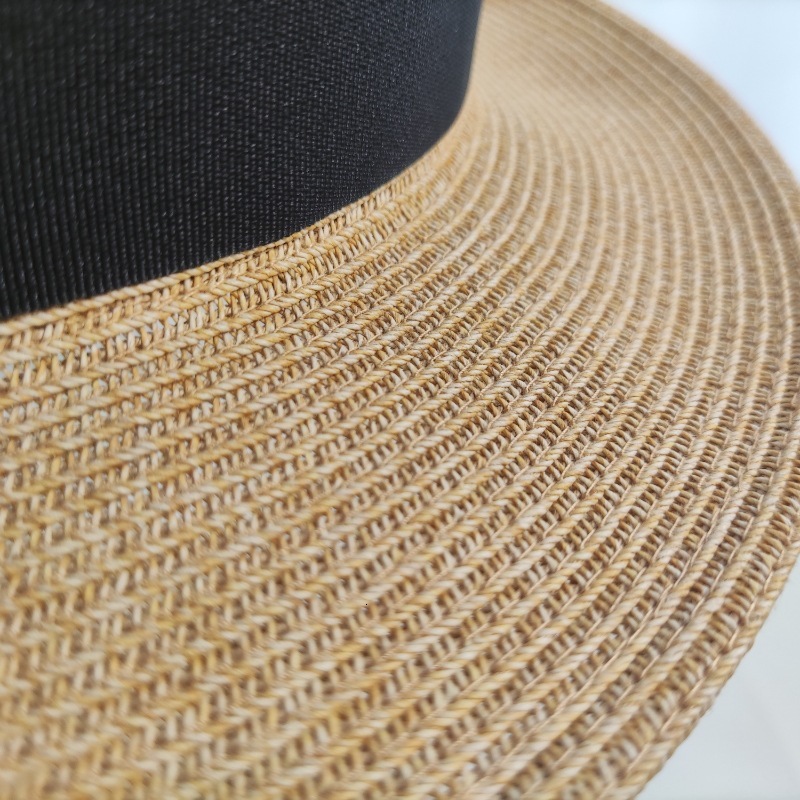 Summer fine braided Women's Simple and versatile straw woven hat