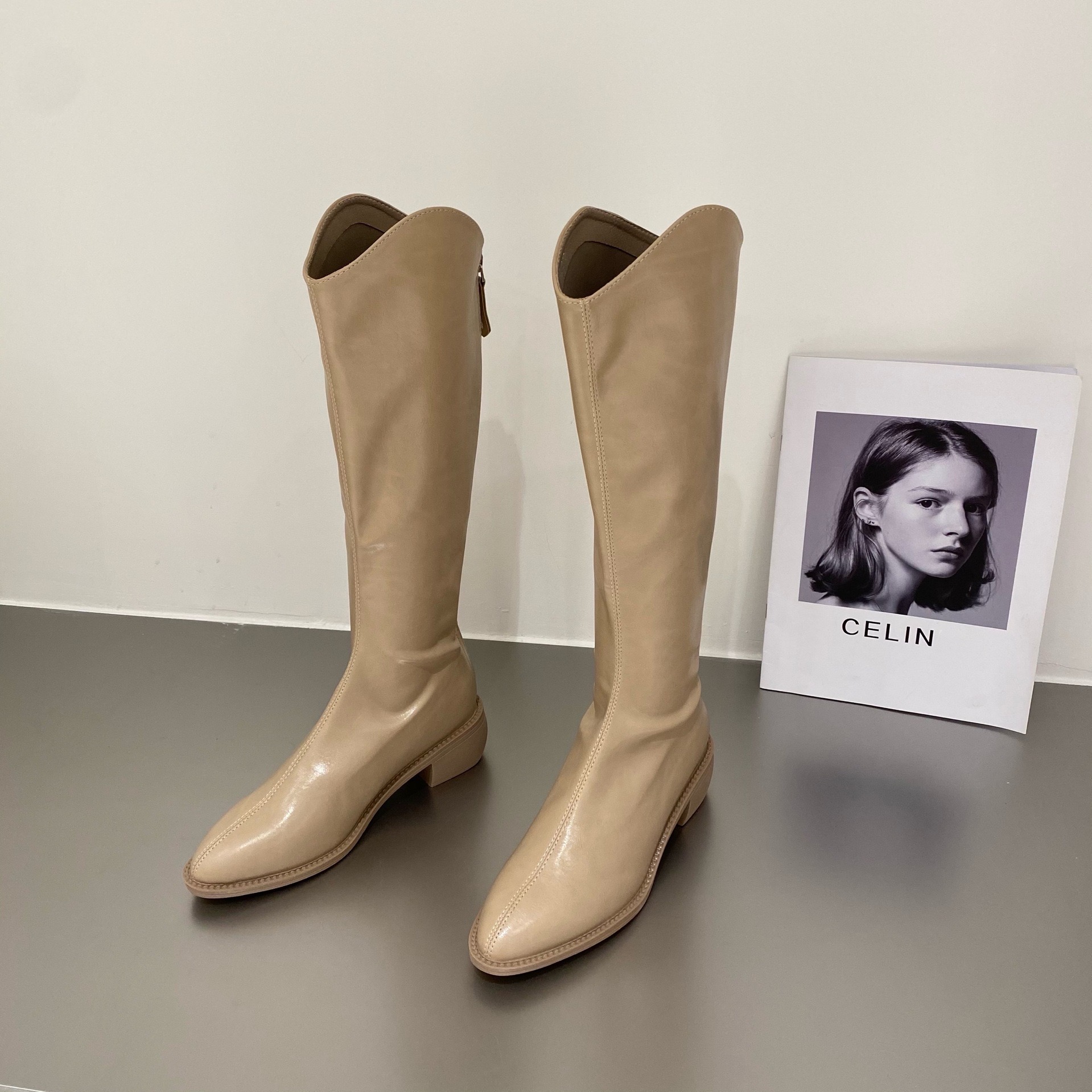 2025 new Boots Ladies Western Middle Heel Shoes For Women Pointed Toe Footwear Winter Knee High Shaft Punk Long With Stylish