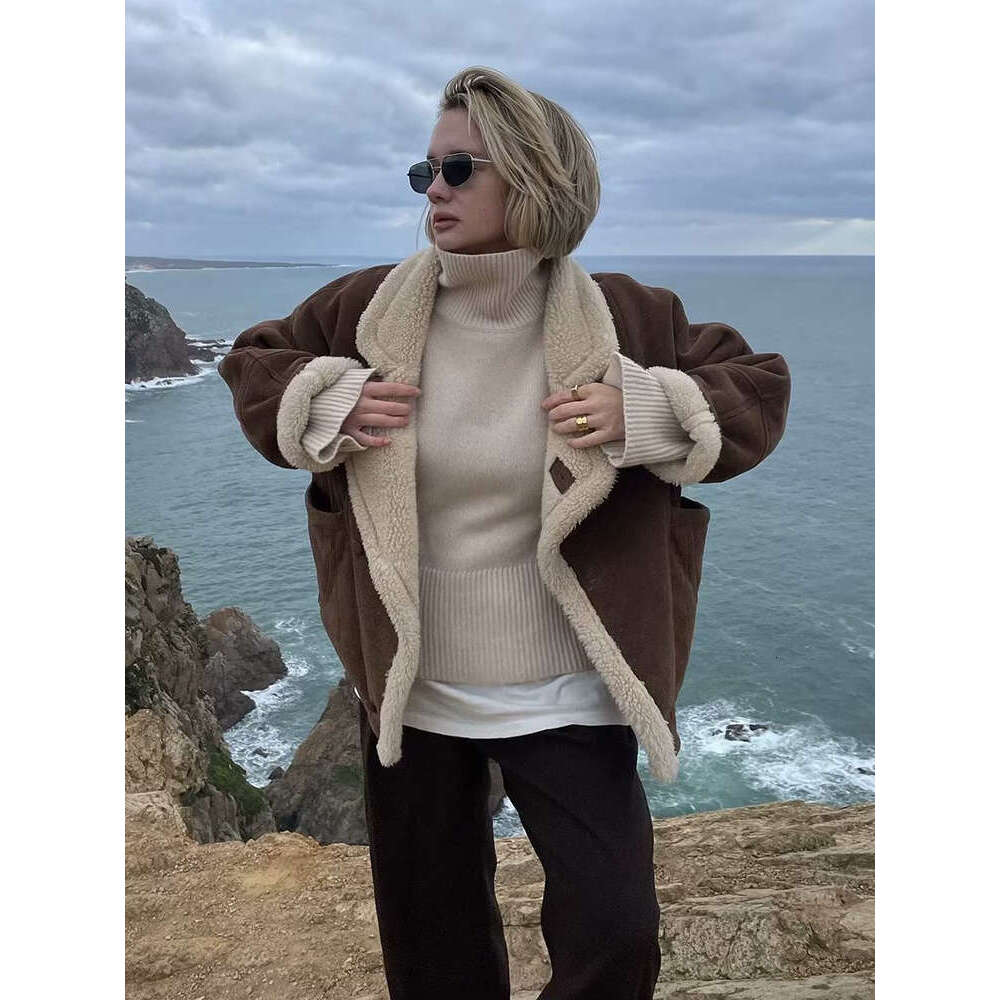 Fashion Oversize Loose Lamb Jacket For Women 2024 Winter Long Sleeve Button Fleece Coats Female Hip Hop Street Fluffy Outerwear