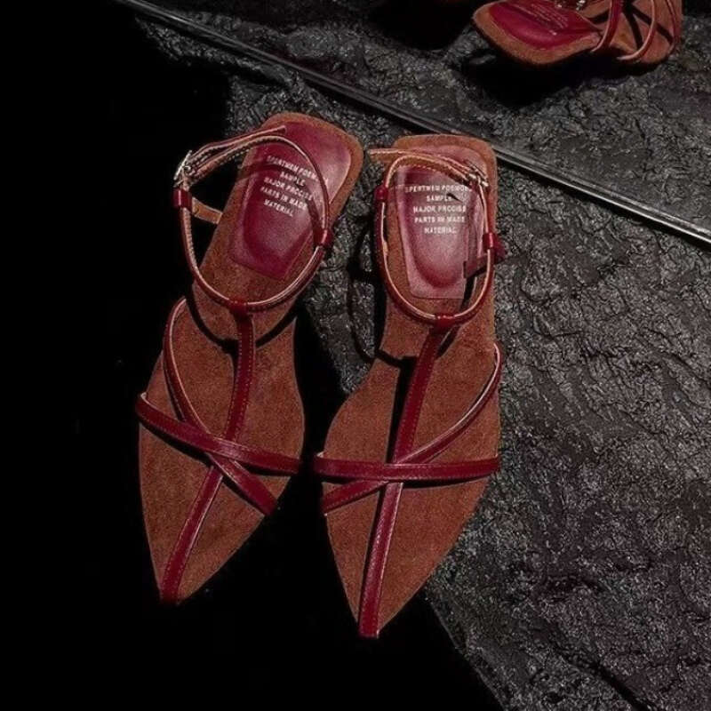 Women's Designer Sandals 2024 Summer Fashion Pointed Toe High Heels Simple Thin Strap Female Sgback Sandal Sandalias De Mujer