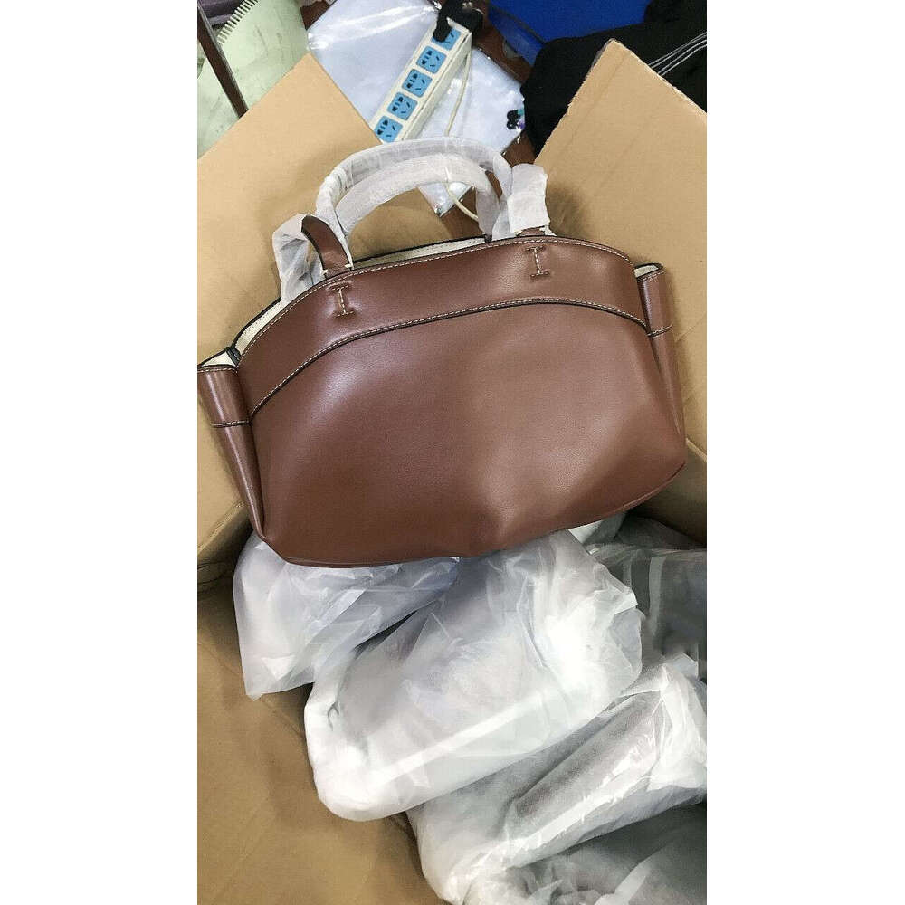Women Tote Underarm Pouch Large Capacity Pu Leather Shoulder Retro Crossbody Bag Casual Portable Bucket Bags Handbag