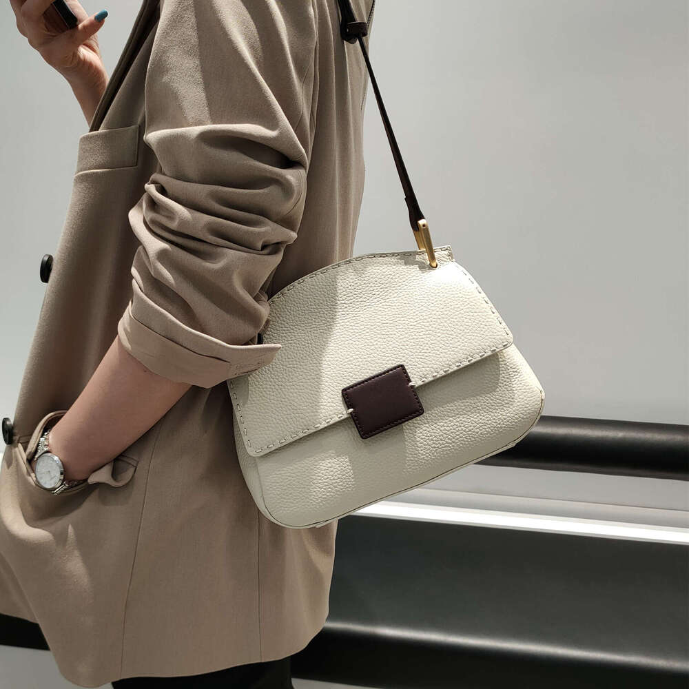 Ins Chic Fashion Genuine Leather Shoulder Bag For Women Thick Sewing Handmade Female Messenger Roomy Crossbody Bags White