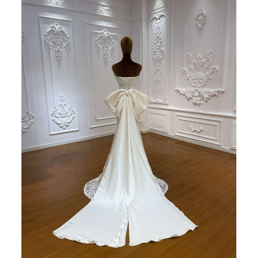 Sleeveless Appliques Lace Mermaid Bridal With Detachable Stain Bow Wedding Dress
