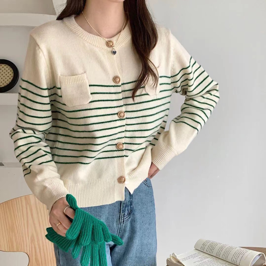 Autumn And Winter New Korean Round Neck Striped Knitted Cardigan Loose Short Pocket Sweater Jacket Women Top F1028#40