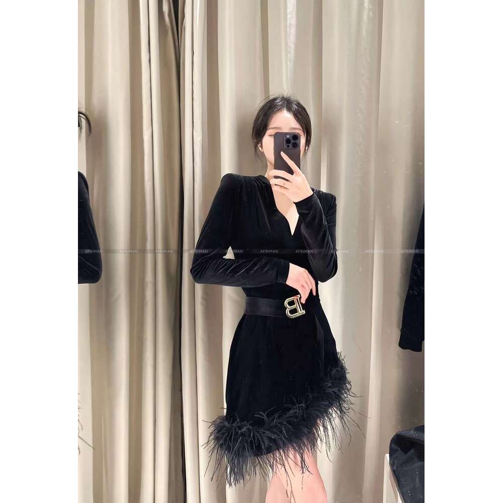 Women Sexy Deep V-Neck Ostrich Feather Patchwork Veet Short Dress With Metal Belt