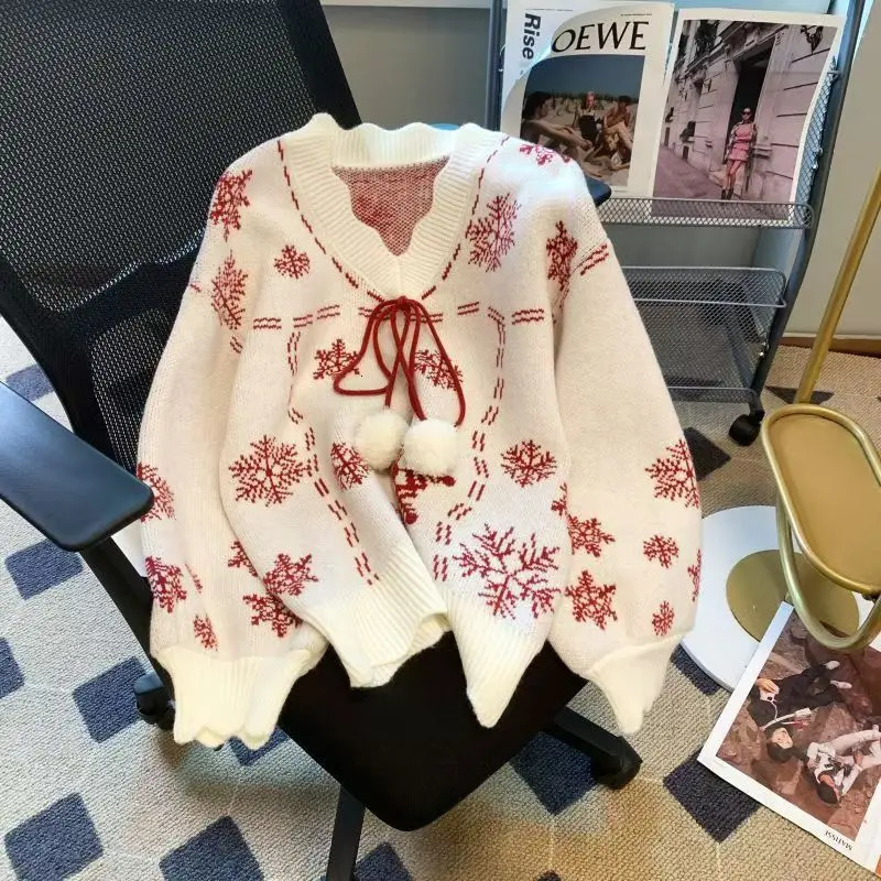 Christmas snowflake sweater womens skydiving bow V-neck long sleeved knitted sweater winter latte top Korean fashion sweater 241025