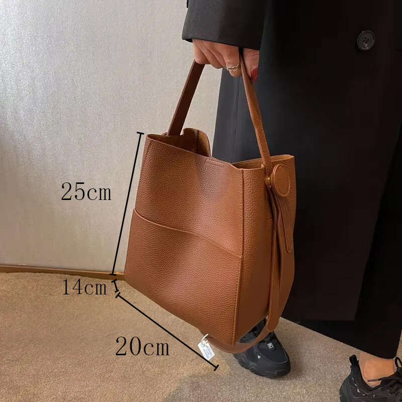 Bucket Shoulder Side Bags for Women 2025 Female Designers Trend Small Leather Crossbody Bag Handbags and Purses