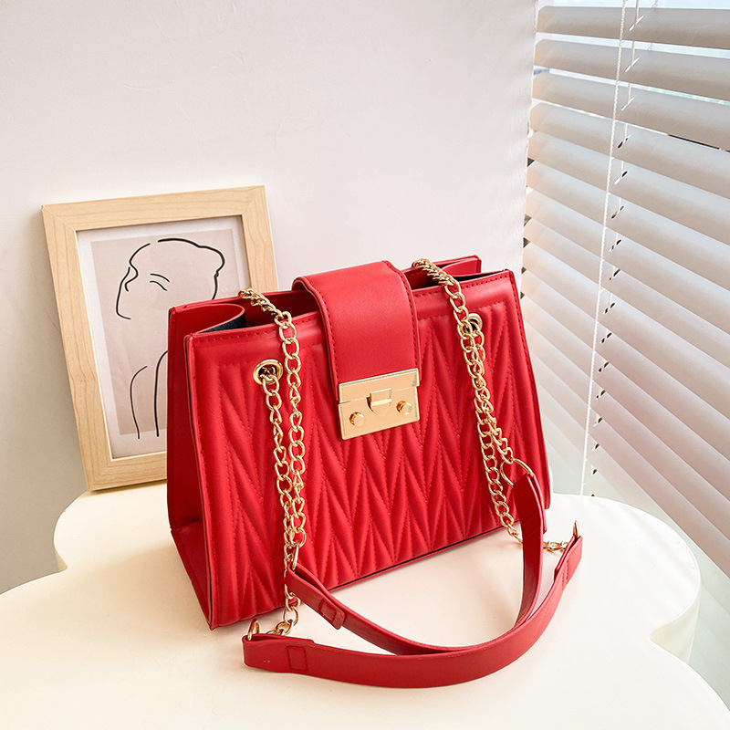 Chic Pleated Crossbody Bags 2025 Collection | Candy-colored Fashion New Free Delivery Designer Bag