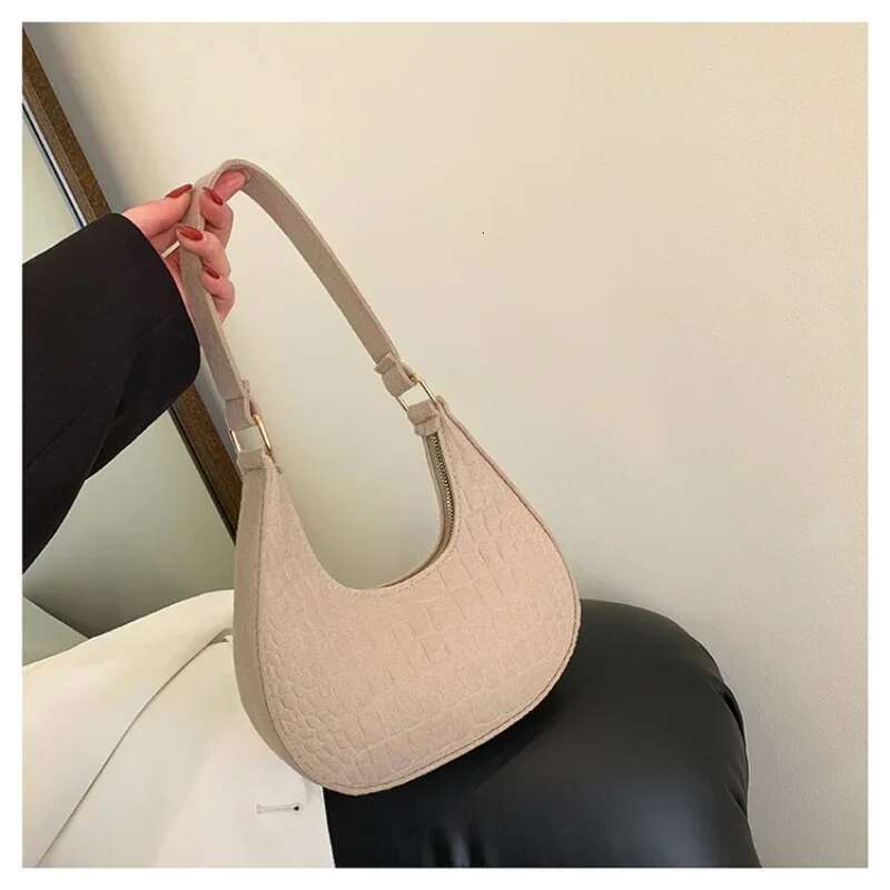 Casual Shoulder Women Felt Stone Pattern Underarm Fashion Exquisite Crescent Saddle Bags Ladies Advanced Popular Bag