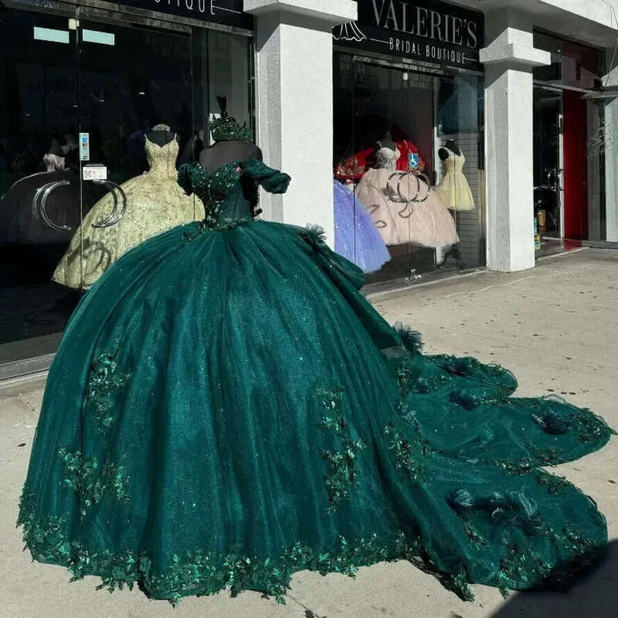 Emerald Green Shiny Ball Gown Quinceanera Dresses Appliques Wer Beads Off The Shoulder Sweet 16 Dress Vestido De 15 Anos Lace-Up 0629
