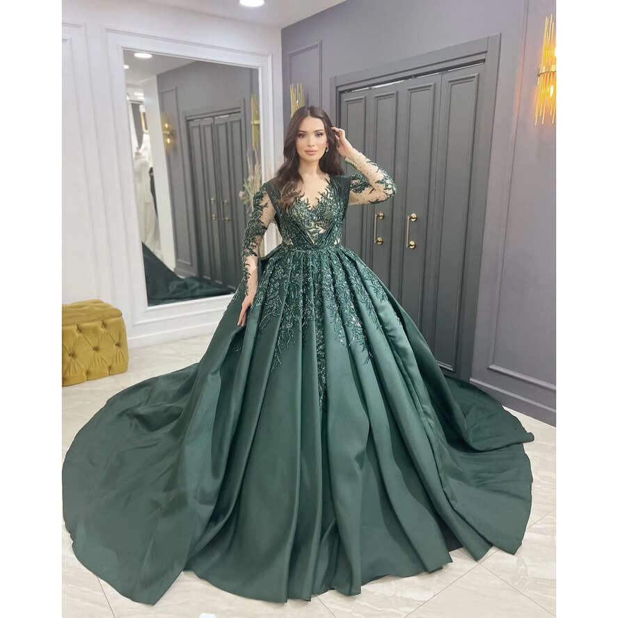 Dark Green Muslim Evening Dresses Elegant Sheer Neck Long Sleeves Ball Gown Turkish Kaftan Dress Crystal Beaded Ruffle Saudi Arabic Formal Gowns For W