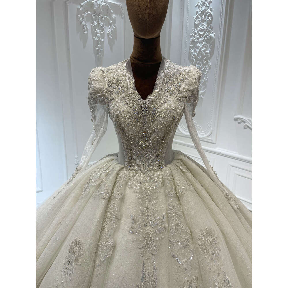 Hot Sale V-neck Long Sleeve New Beading Lace Bridal Wedding Dress