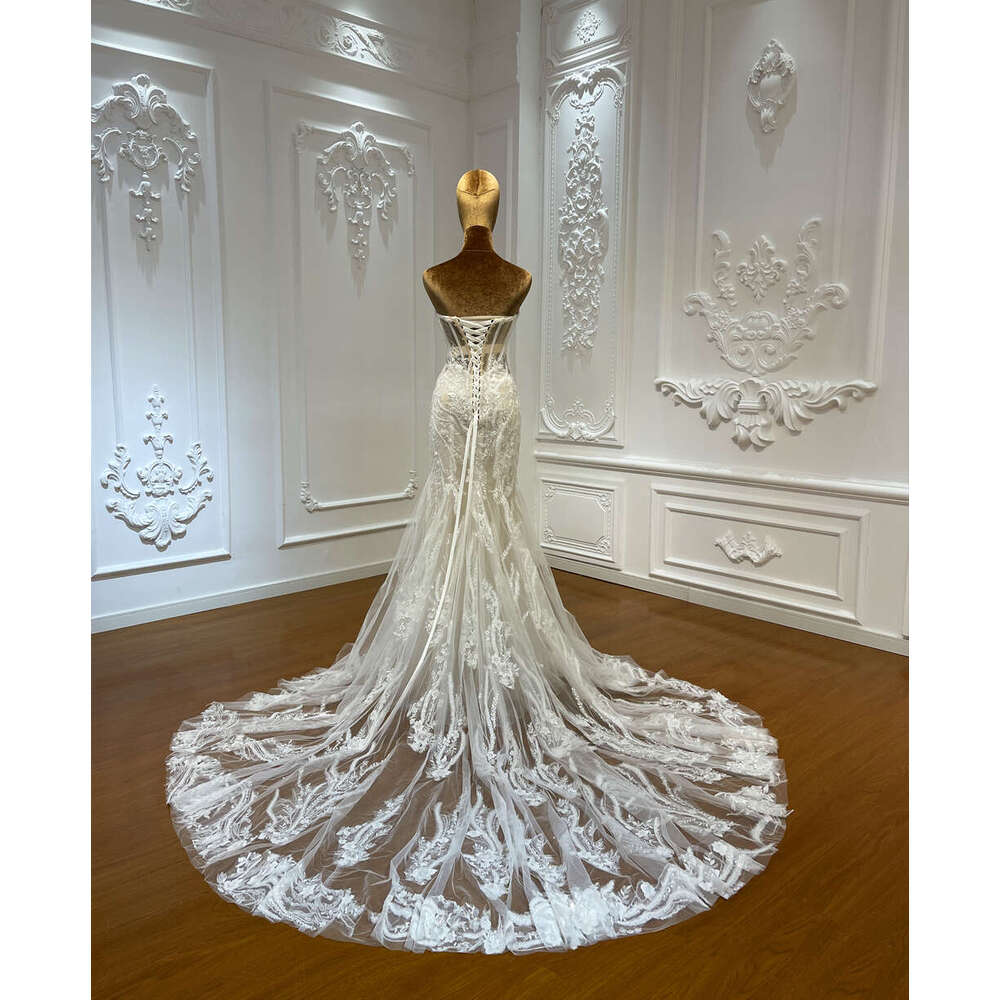 New Design Strapless Ivory color Lace Mermaid Wedding Dress