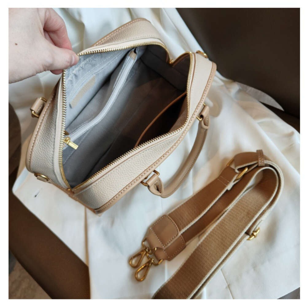 Euro Style Hit-Color Large Capacity Boston Tote For Commuter Natural Cowhide Leather Women Handbag Wide Strap Lady Shoulder Bag
