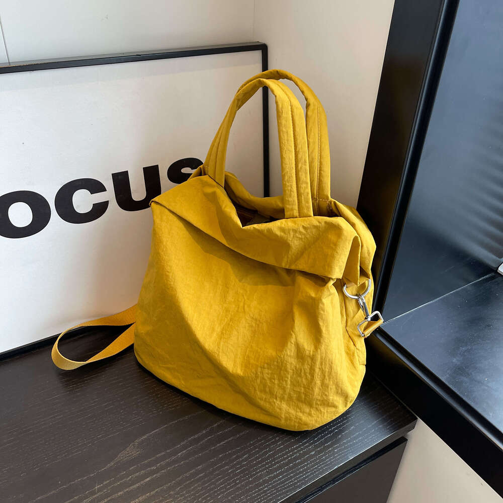 Color Solid Simple Fashionable Leisure All-Match Tote Bag With Large Capacity For School, Work And Commute.