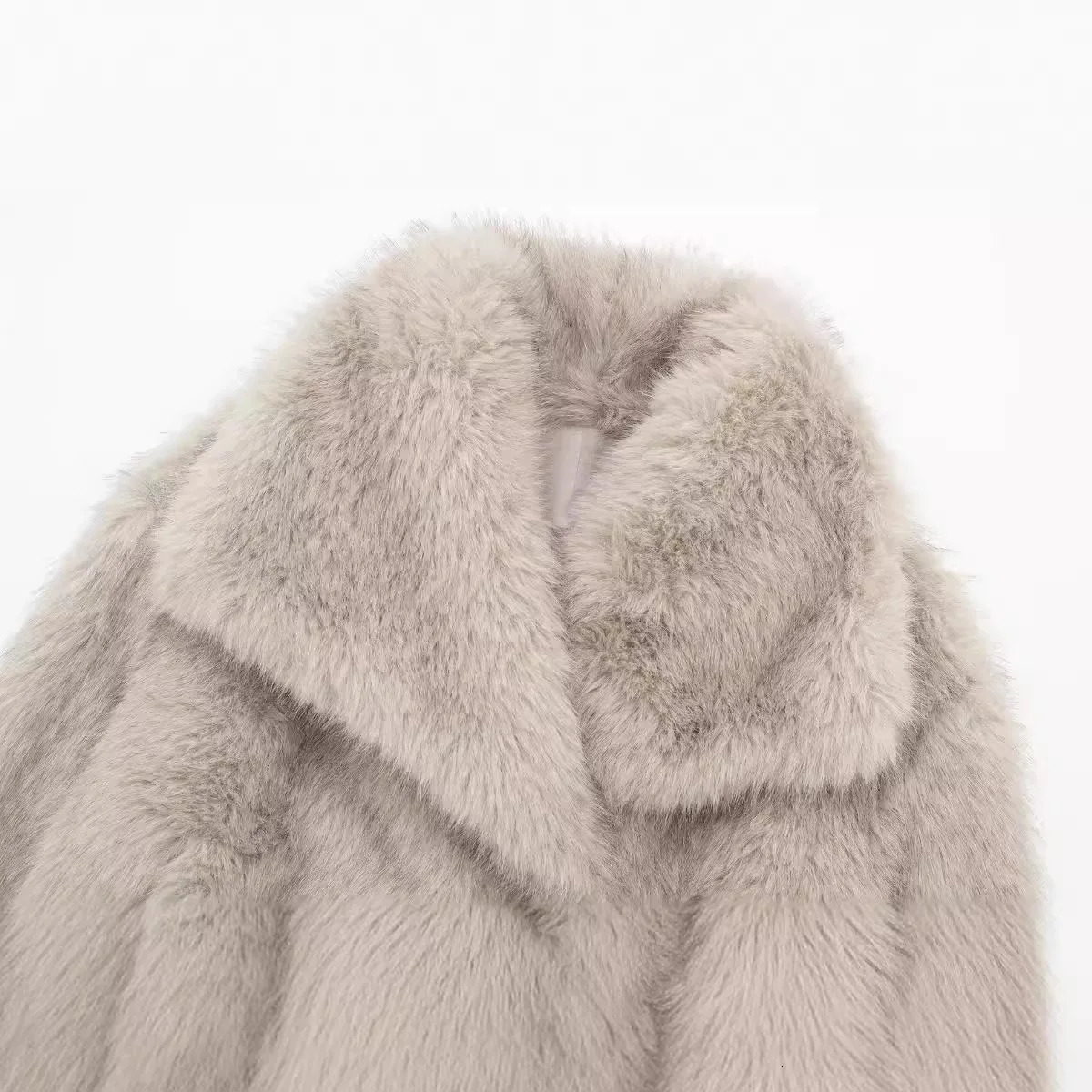ZADATA Womens 2023 Winter European and American Style Artificial Fur Effect Short Jacket 4360240 712 241024