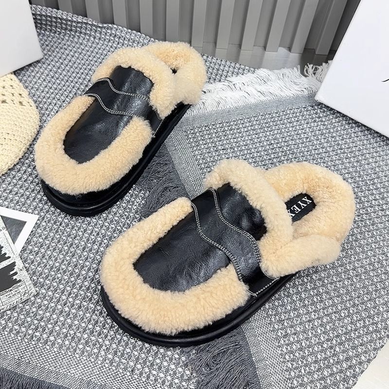 Wearing Thick soled Baotou Slippers for Autumn/Winter 2024 New Designer Women's Sheep Wool Velvet Lazy Shoes Casual Cotton Shoes