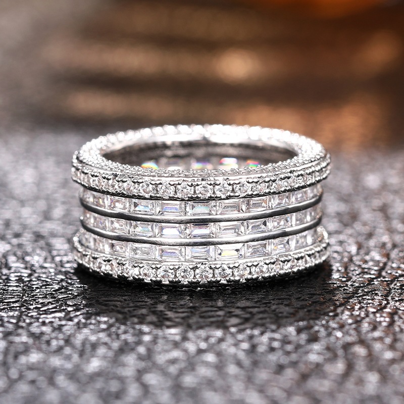 Gorgeous 2024 Wedding Rings Women Sterg Sier Fill Circle Princess White Zircon CZ Dia Eternity Engagement Ring Jewelry