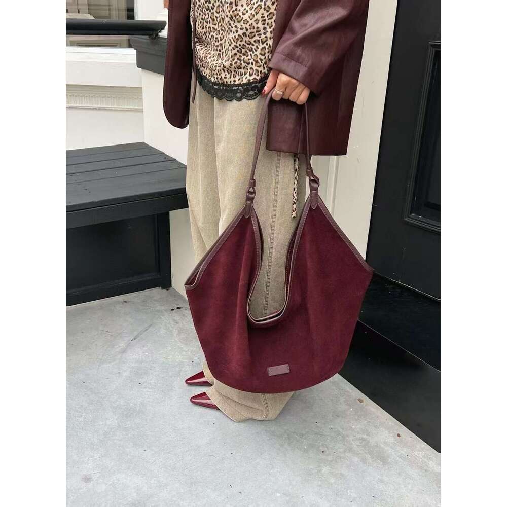 2025 Romantic Winter Large Soft Travel Tote Matte Suede Cow Leather Women Handbag Green Leisure High-End Armpit Shoulder Bag