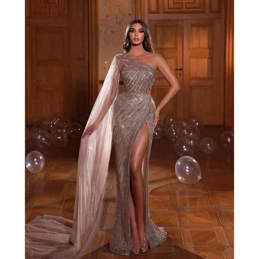 Mermaid Sparkly Prom One Shoulder Capes V Neck Appliques Sequins Beaded Evening Lace Or Length Side Slit Formal Dresses Plus Size Custom Made