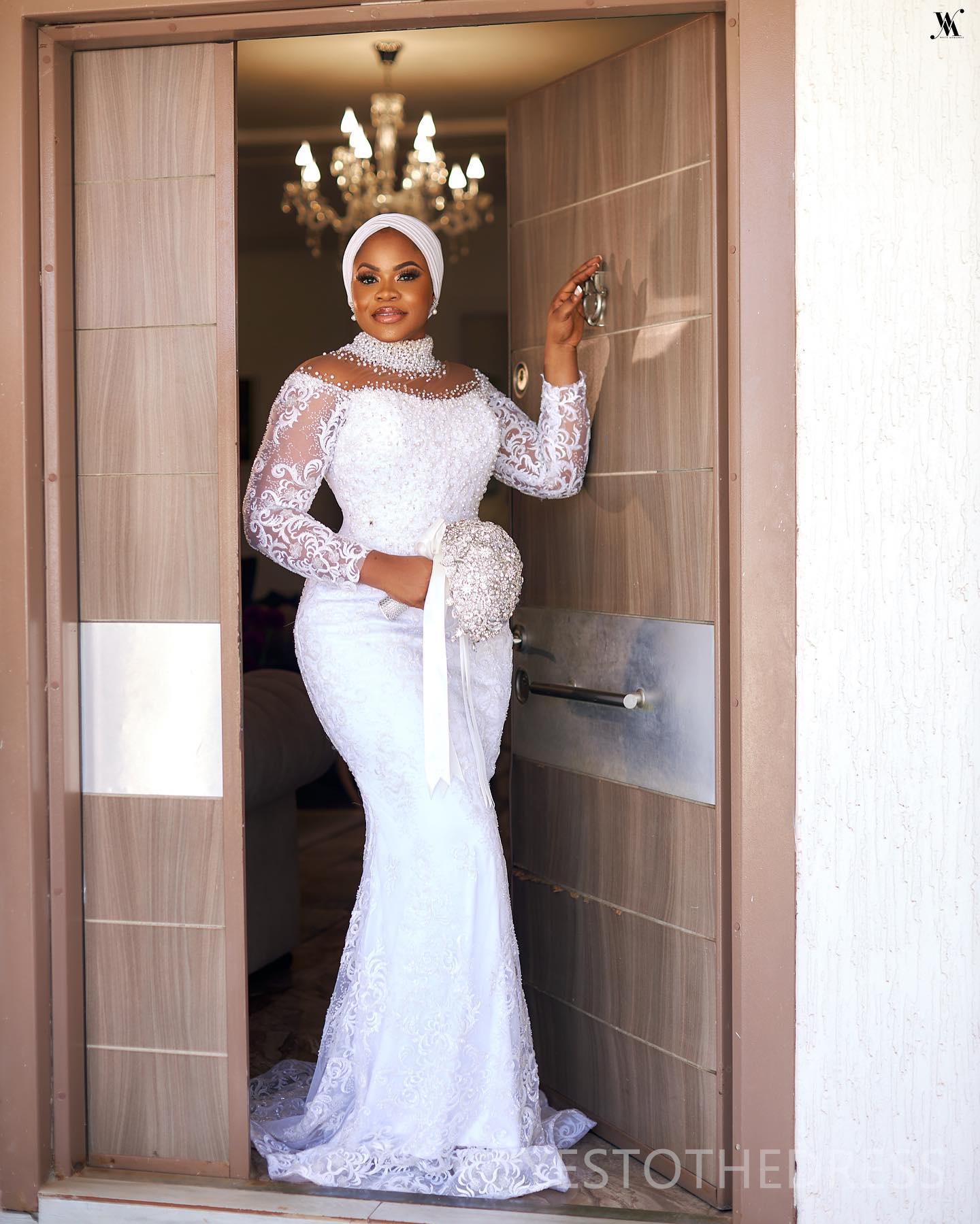 2025 Plus Size Arabic African Wedding Dress For Bride Bridal Gowns Detachable Train Mermaid Pearls Beaded Lace High Neck Long Sleeves Wedding Gowns Fo