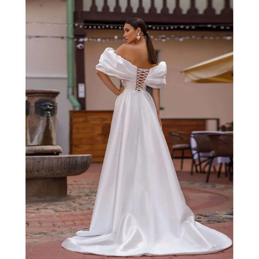 Elegant Satin Dress For Bride Puffy Off The Shoulder A E Wedding Dresses Bridal Gowns High Split Lace Up Back Country Robe Mariage 0515