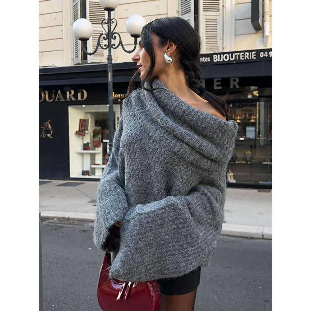 Elegant Off Shoulder Thicken Warm Knitted Pullover Women Fashion Oversized Long Flare Sleeve Solid Sweater 2024 Lady Streetwear