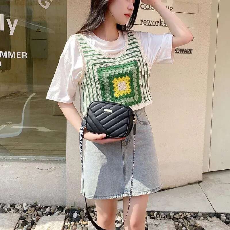 Designer Bag Womens New Fresh And Sweet Horizontal Square Rolling Camera Collar Grid Crossbody Storage One Shoulder Phone Bag tote bag purse luxury ba