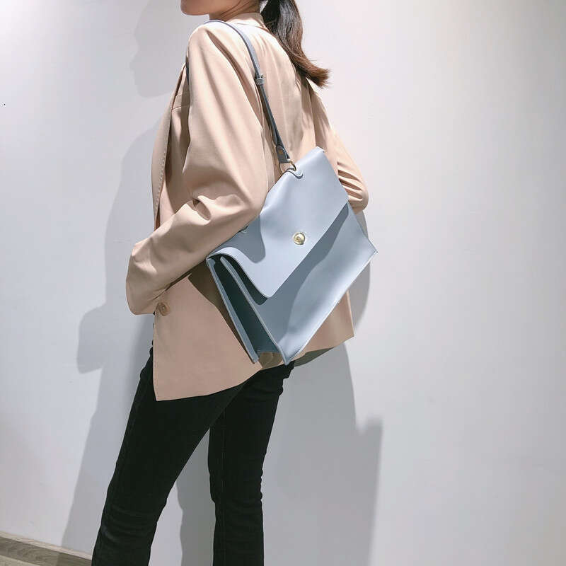 simple solid color style largecapacity commuter shoulder cowhide leather briefcase flip tote 14inch computer bag