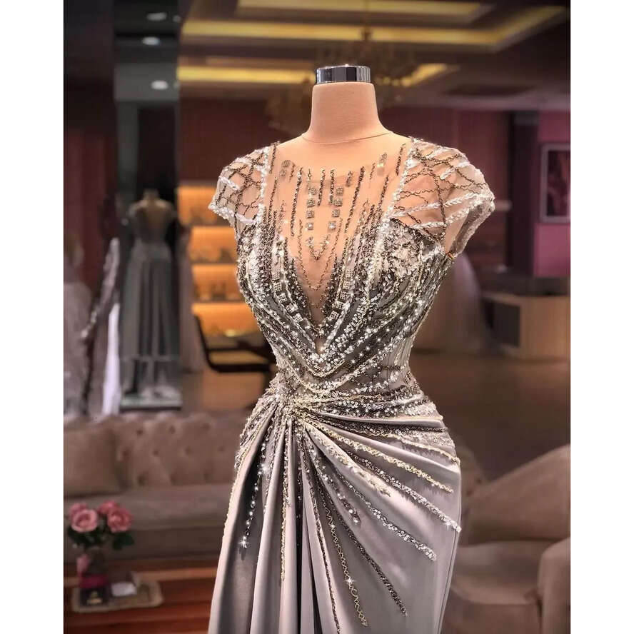 2022 Plus Size Arabic Aso Ebi Sier Mermaid Urious Prom Dresses Sheer Neck Beaded Crystals Evening Formal Party Second Reception Gowns Dress