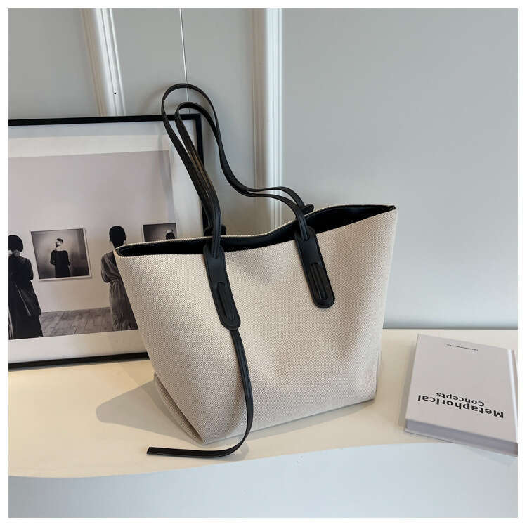 Fashion canvas for women, new 2023 summer large capacity single shoulder tote bag, college student class commuting bag