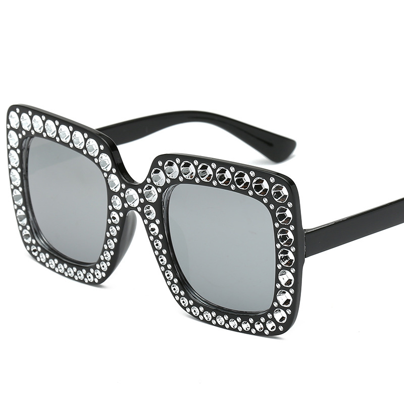 Women's Fashionable New Multi color Large Frame Diamond Trendy Street Photo Square Sunglasses