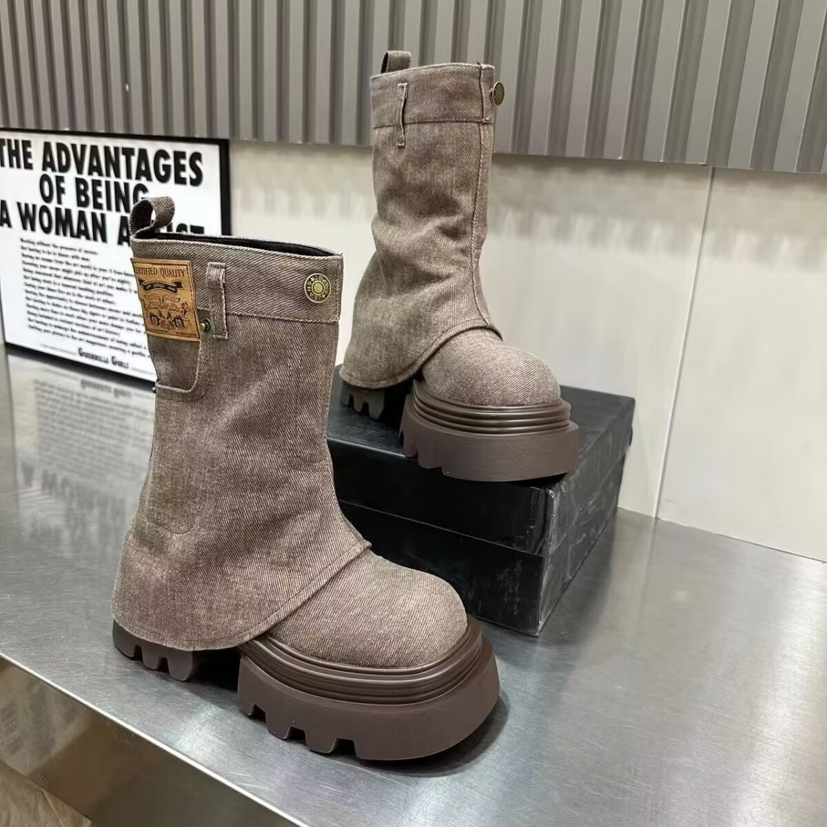 Women Fashion Boots:Niche Design Korean Version Versatile Short Martin Boots Thick Sole Winter Trendy Wear,Grey/Beige,Free shipping