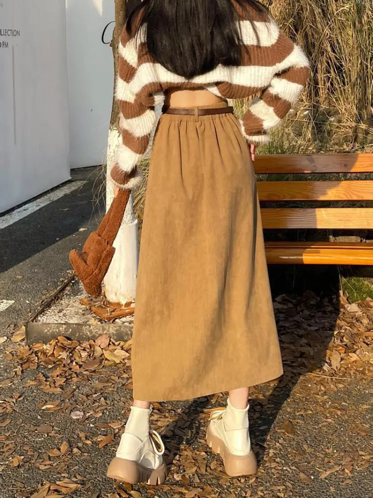 Korean womens brown skiing autumn winter black high waisted Corduroy long skiing womens college style pleated A-line skiing 241028