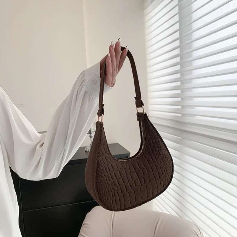 Casual Shoulder Women Felt Stone Pattern Underarm Fashion Exquisite Crescent Saddle Bags Ladies Advanced Popular Bag