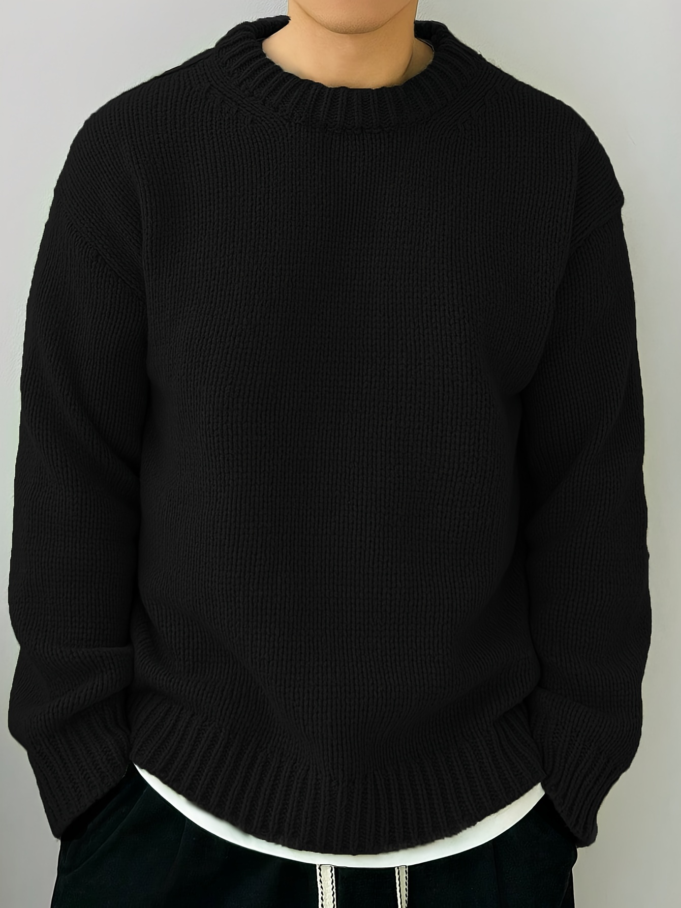 Men's solid color knitted pullover sweater, casual long sleeved round neck sweater for autumn and winter men's sweater