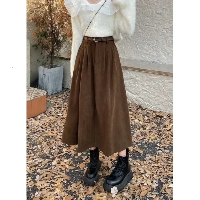 Retro Brown Corduroy Skiing Womens Autumn Winter High Waist Medium Length A-Line Skiing Japanese Retro Clothing 241028